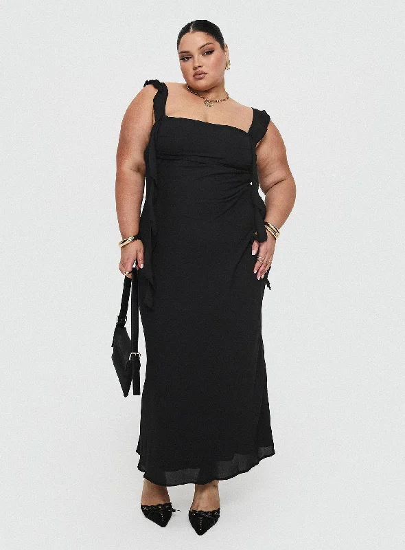 Lanai Maxi Dress Black Curve