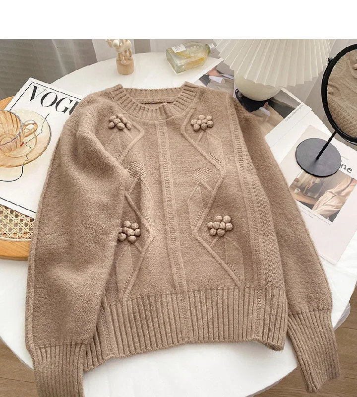 Three dimensional floret design personalized sweater  6002