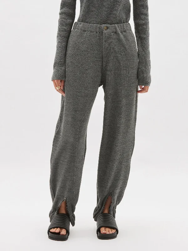 stretch twill gusset pant